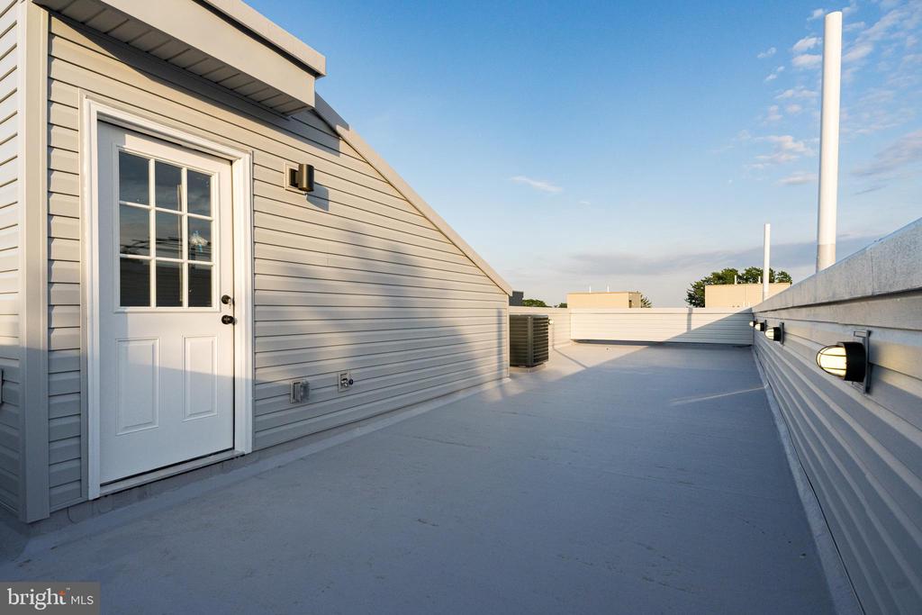 298 DELMAR STREET