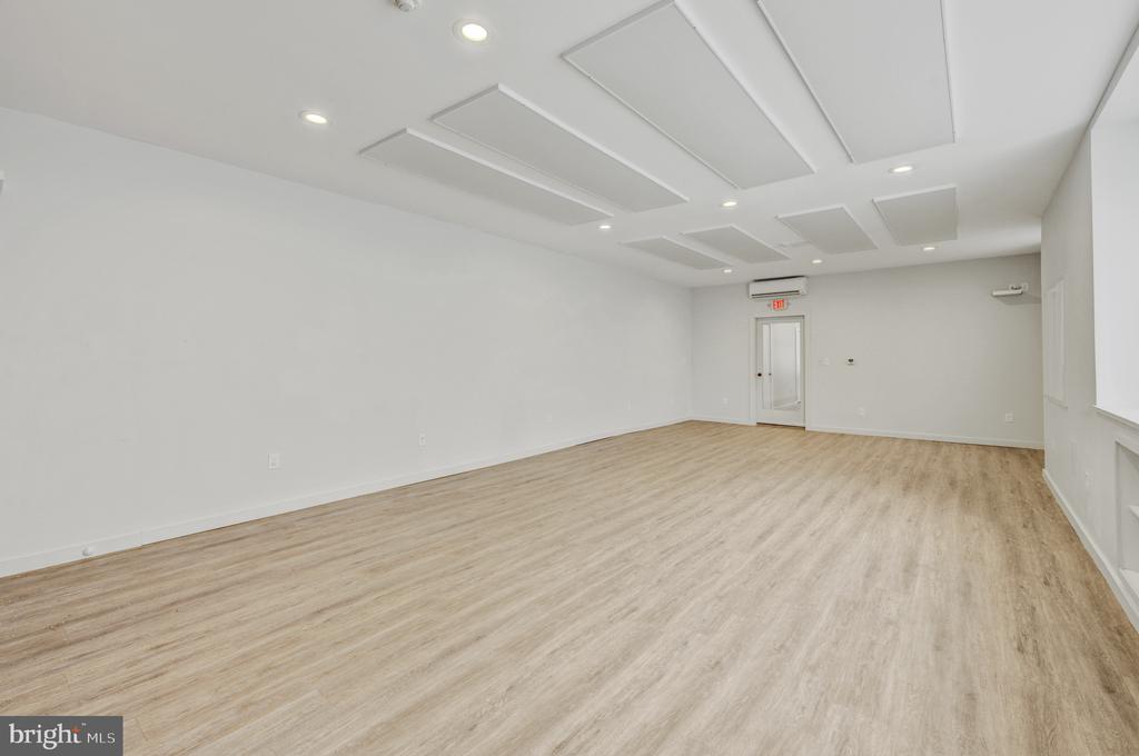 626 S 7TH STREET