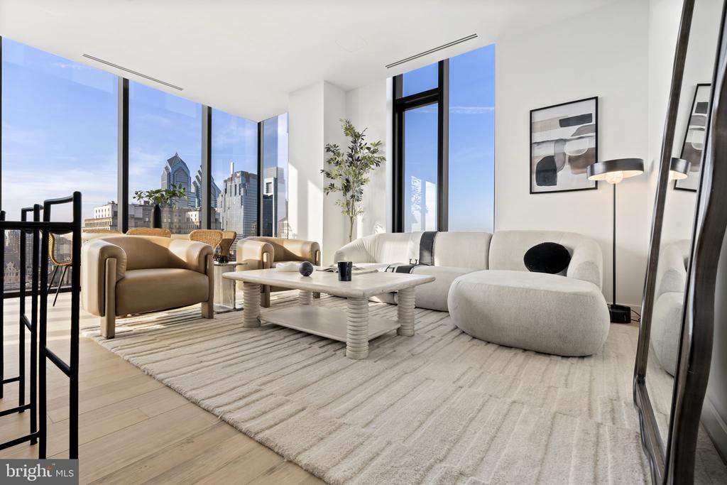 210 S 12TH STREET Unit: PH2A