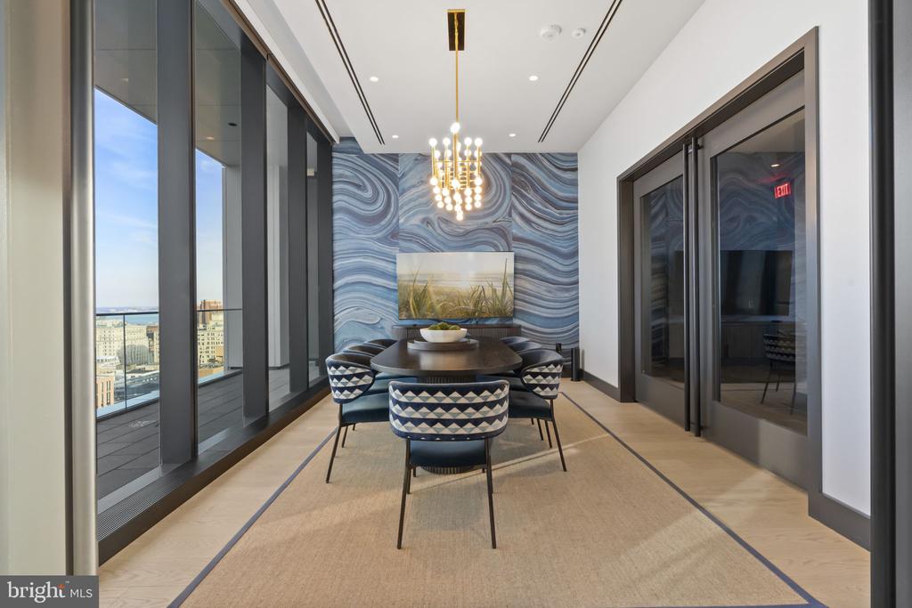 210 S 12TH STREET Unit: PH2A