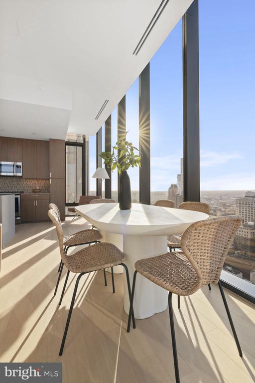 210 S 12TH STREET Unit: PH2A