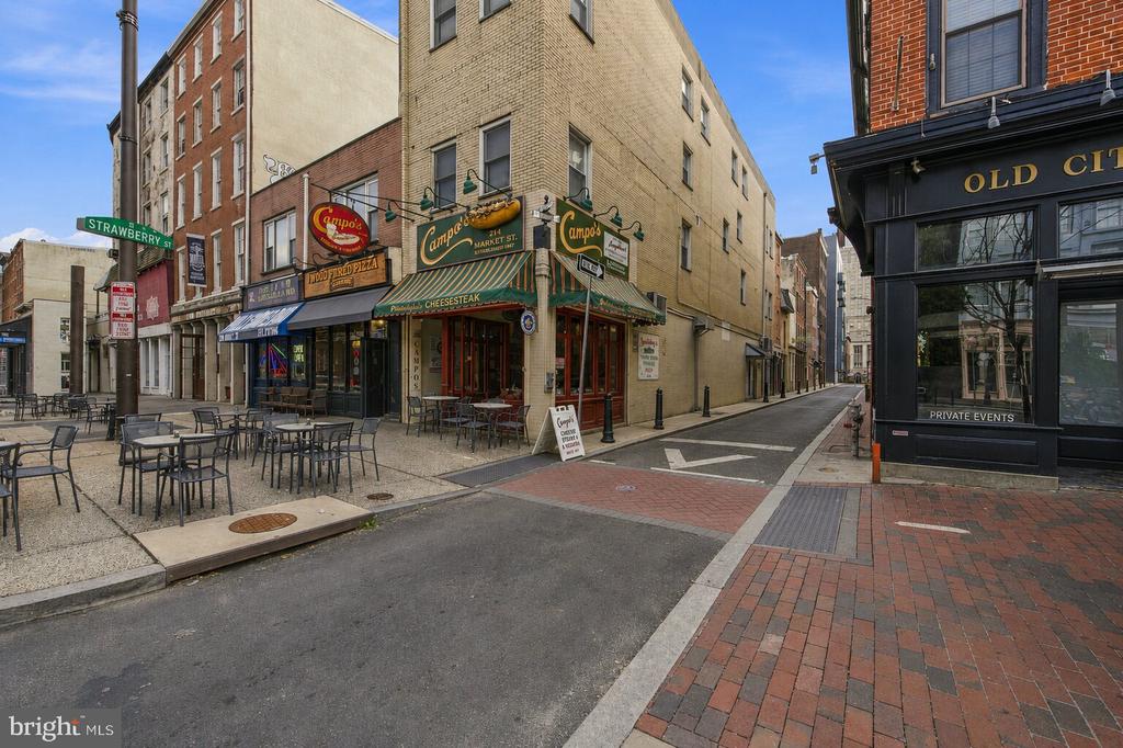 4 S STRAWBERRY STREET