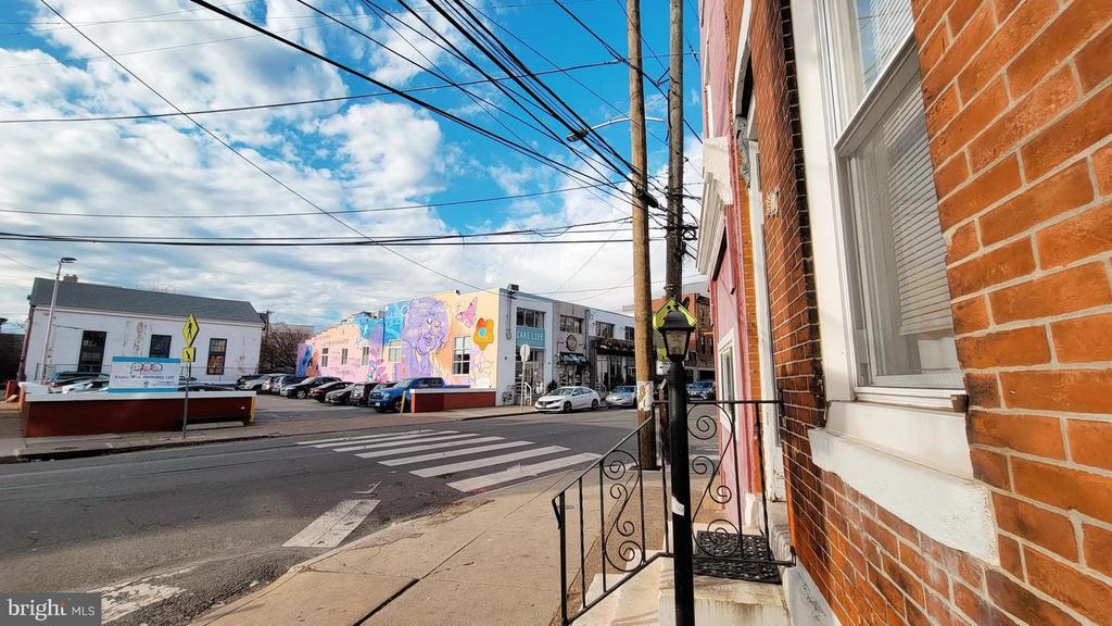 1249 SHACKAMAXON STREET Unit: 1 REAR