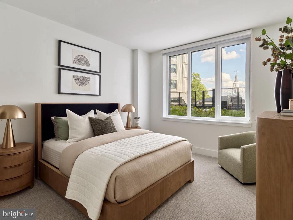 1200 NORMANDY PLACE Unit: 1352