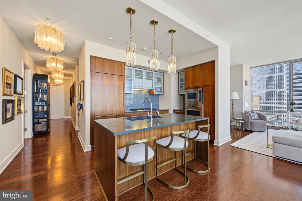 1414 S PENN SQUARE Unit: 35F