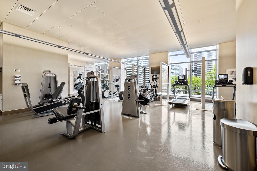 1414 S PENN SQUARE Unit: 35F