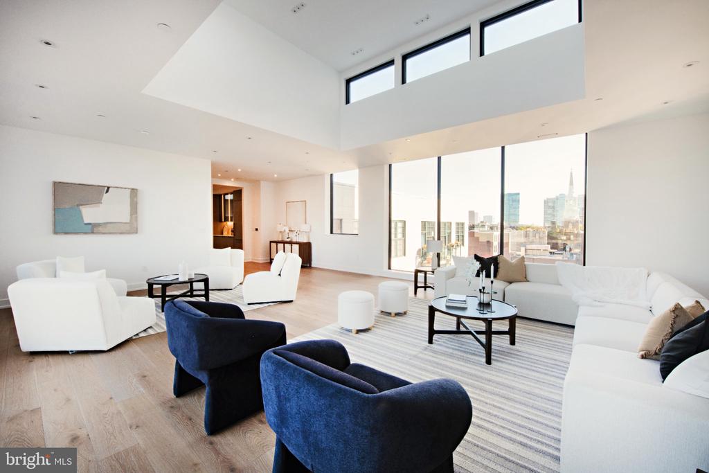 124 N 2ND STREET Unit: PENTHOUSE
