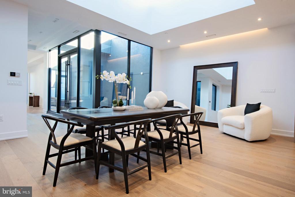 124 N 2ND STREET Unit: PENTHOUSE