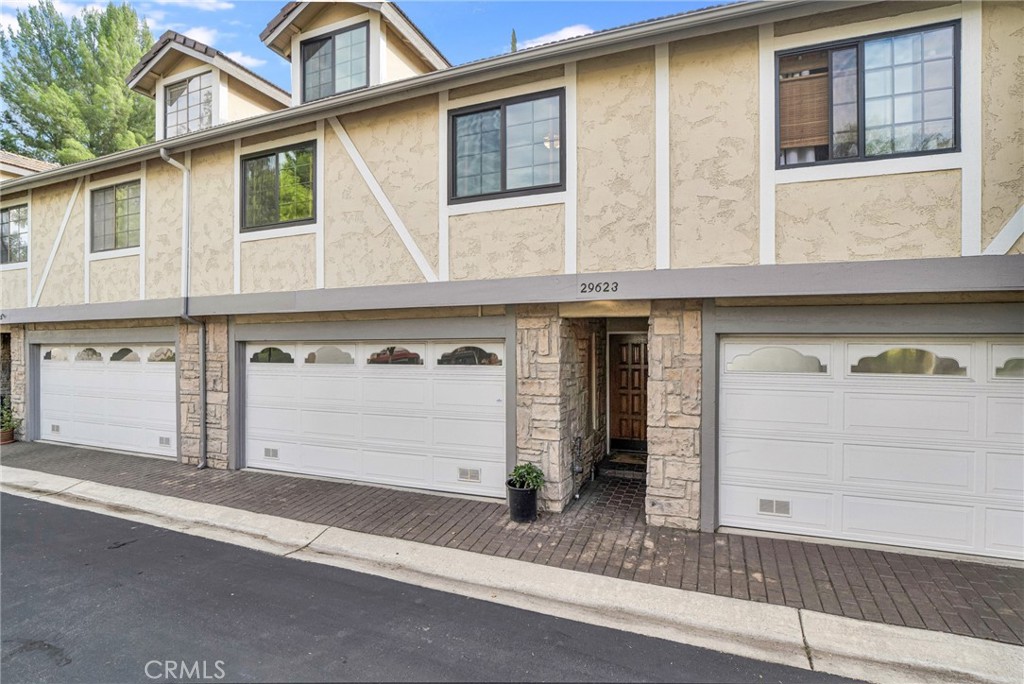 29623 Strawberry Hill 1