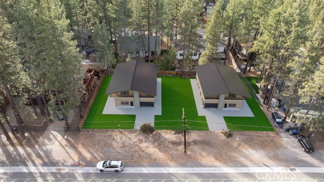 570 Summit