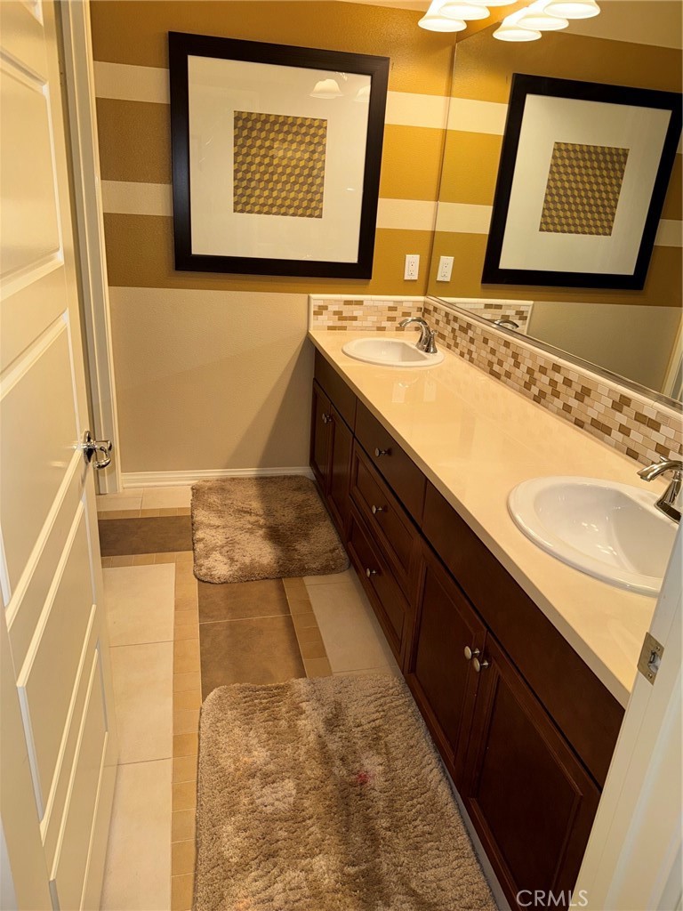 11229 Paseo Dorado