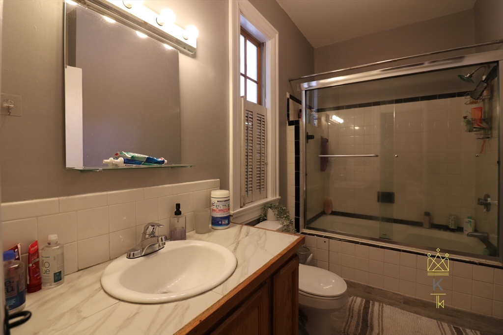 26 Kilsyth Road # 26