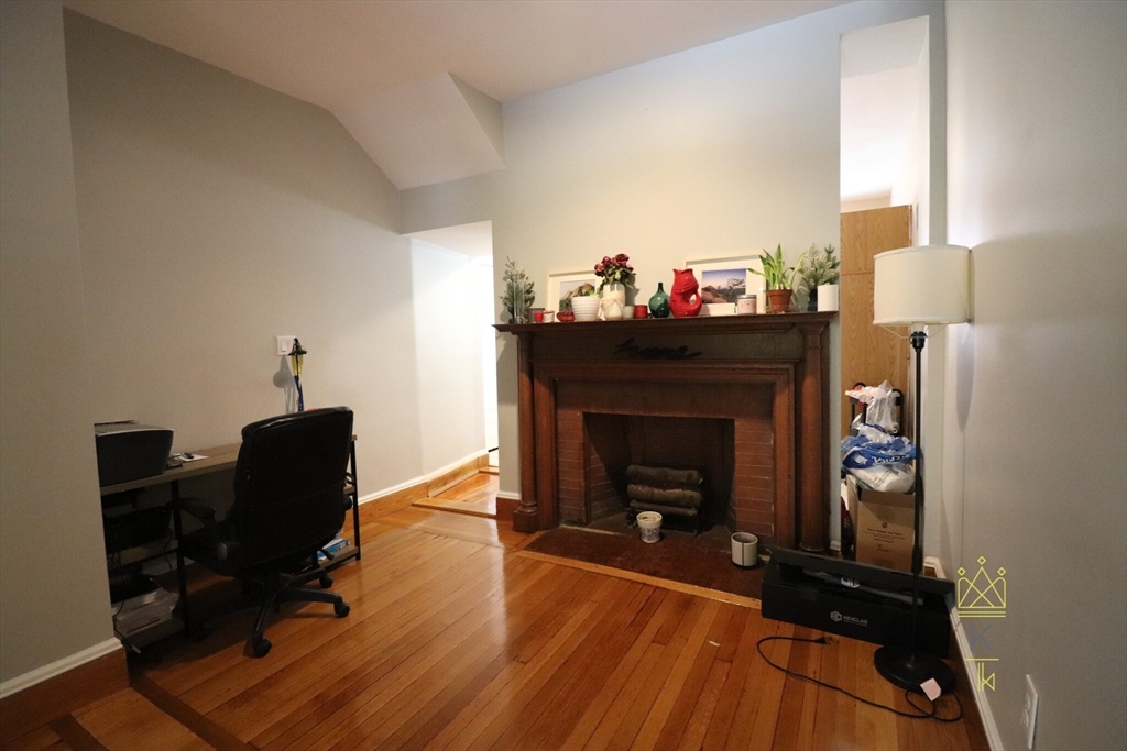 26 Kilsyth Road # 26