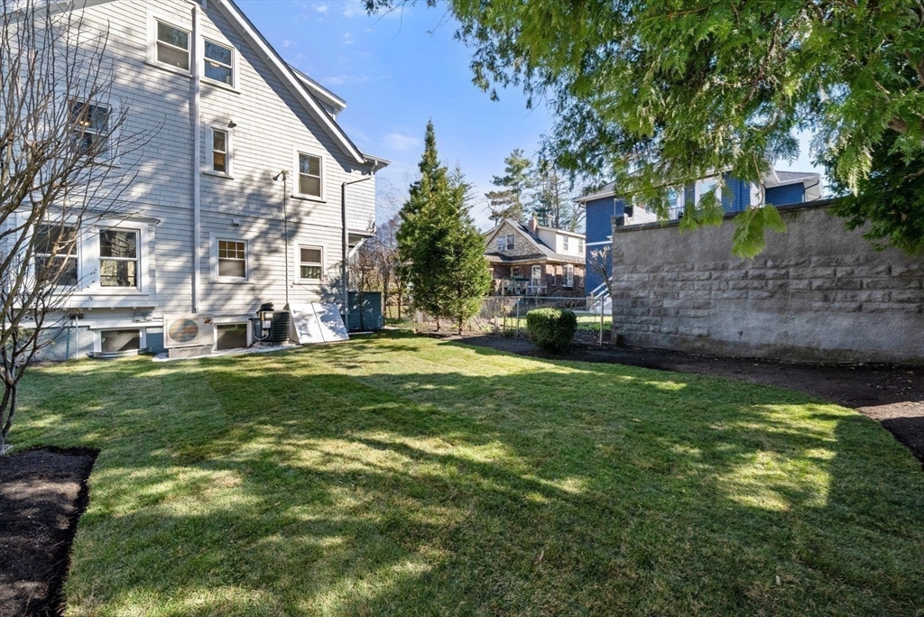 55 Bridges Avenue