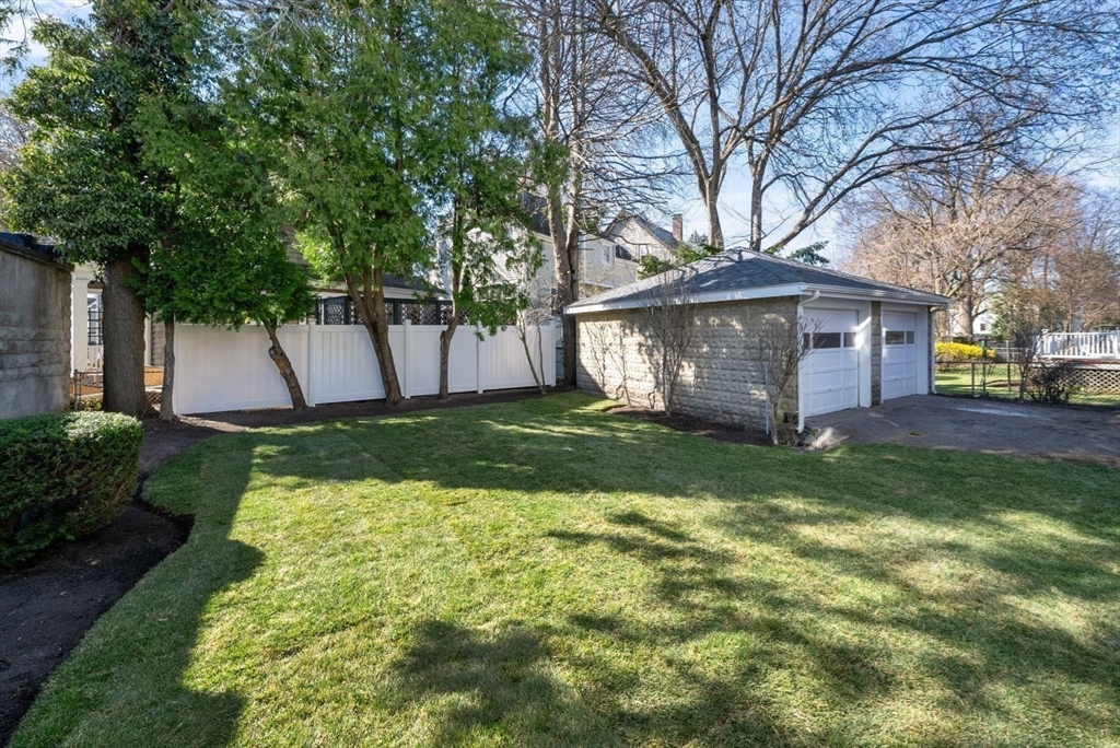 55 Bridges Avenue