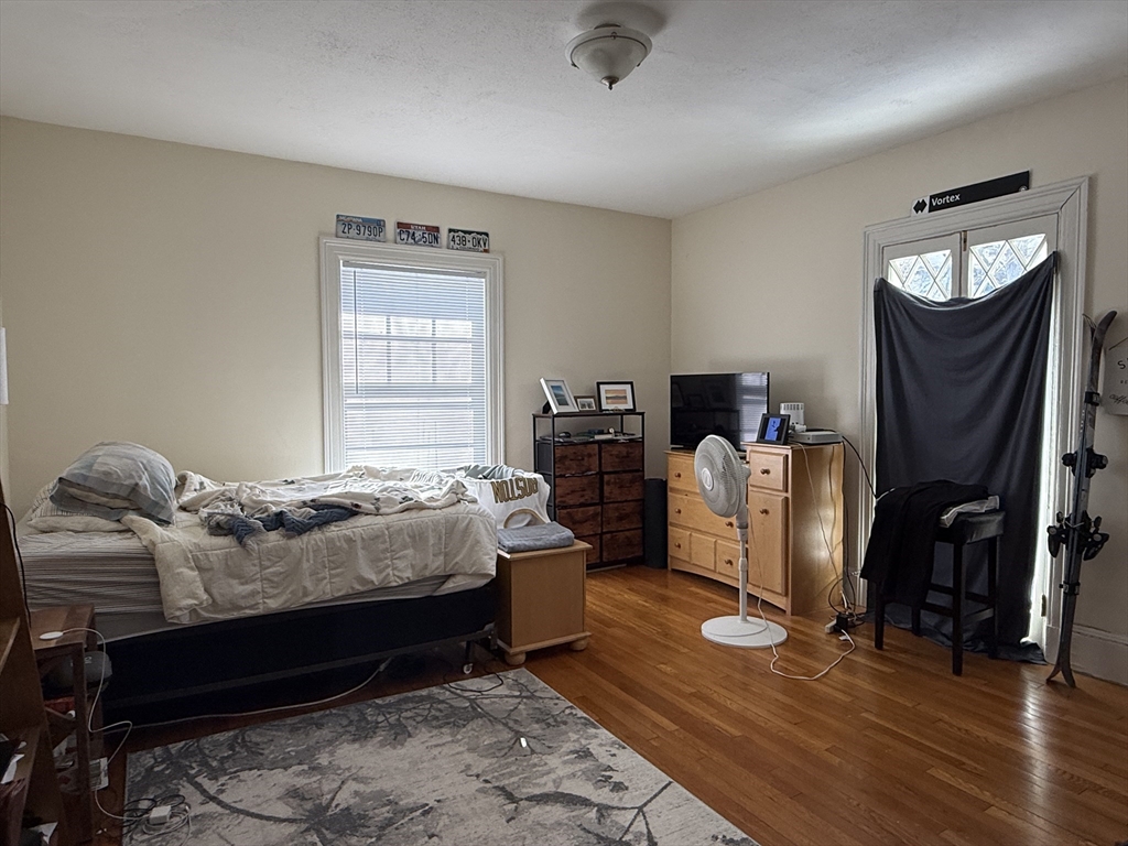 12 Braemore Rd Unit: HS