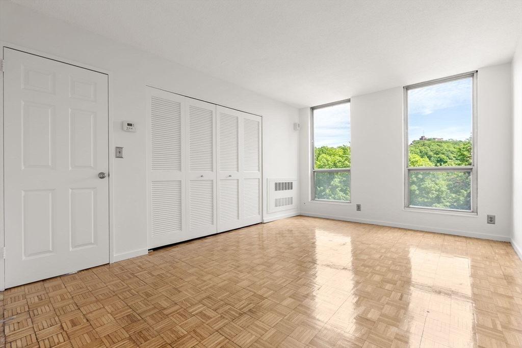 33 Pond Ave # 523
