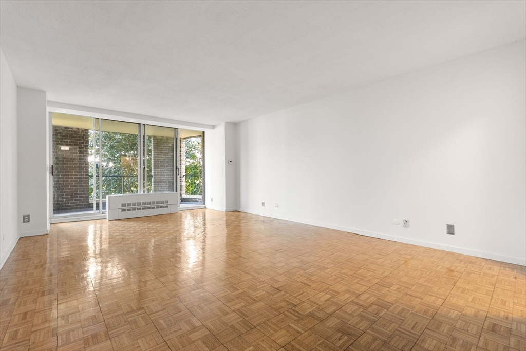 33 Pond Ave # 523
