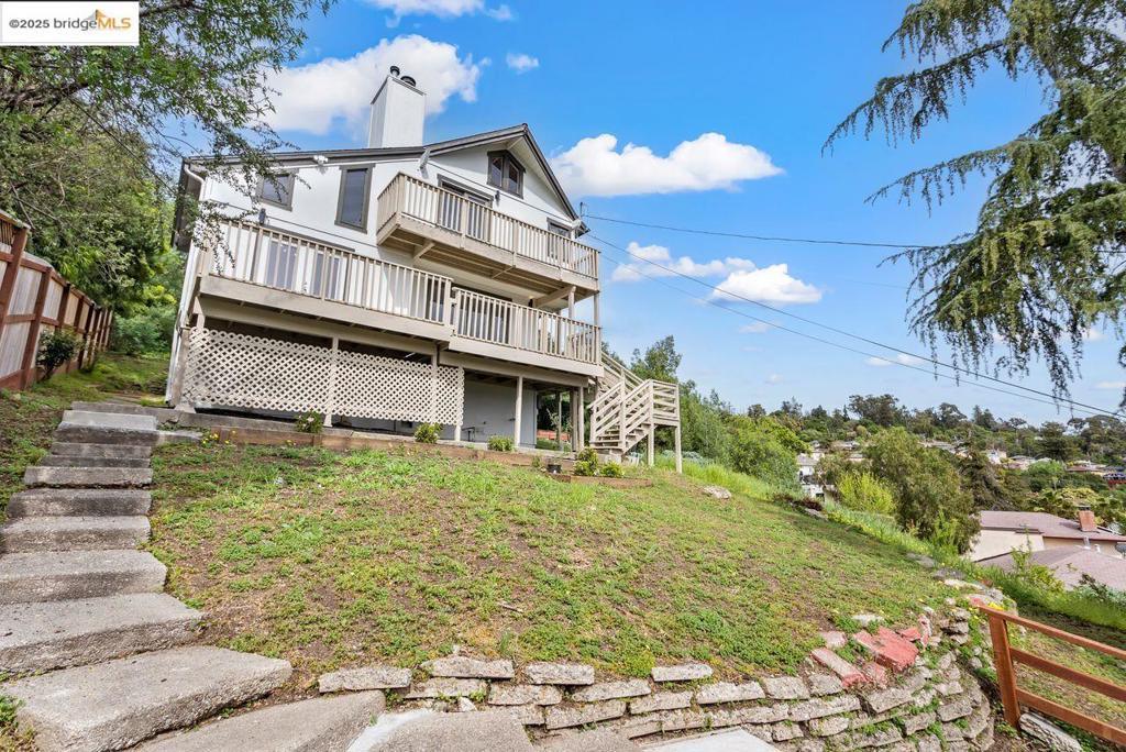 7008 Outlook Ave