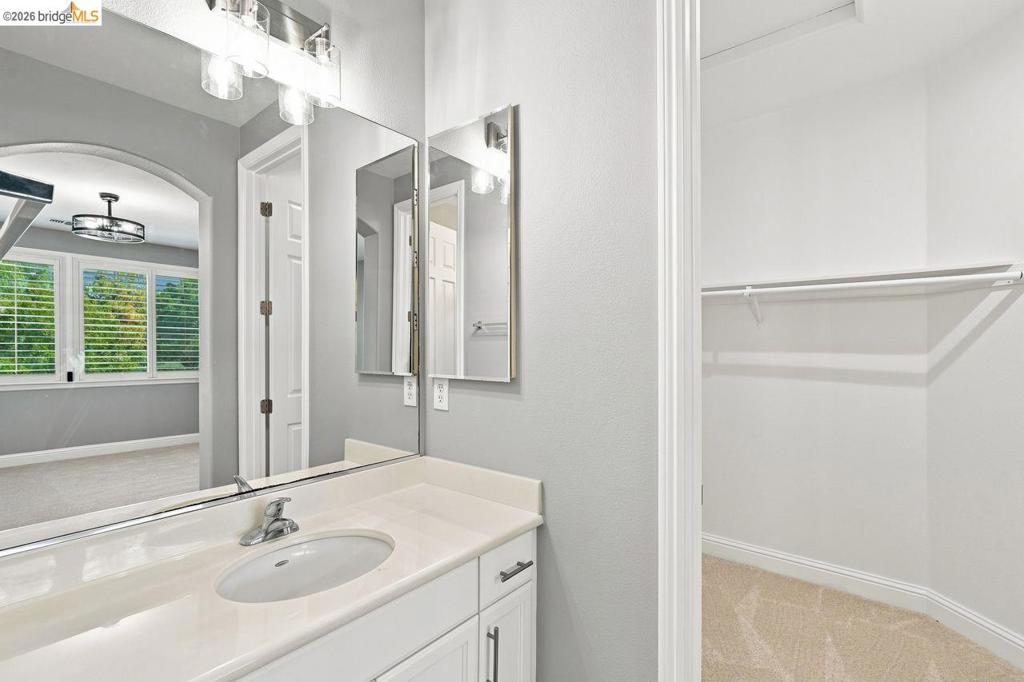 5671 Arcadia Cir