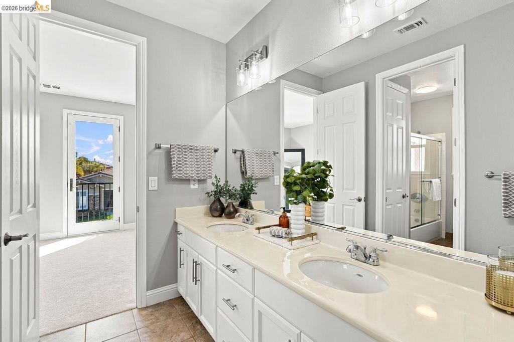 5671 Arcadia Cir
