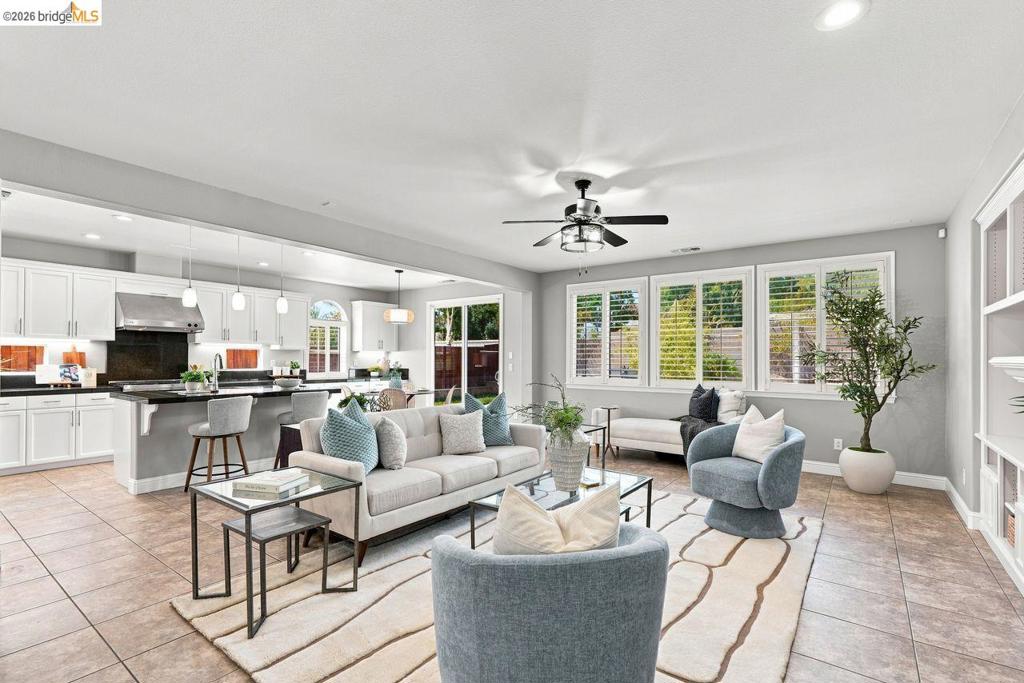 5671 Arcadia Cir