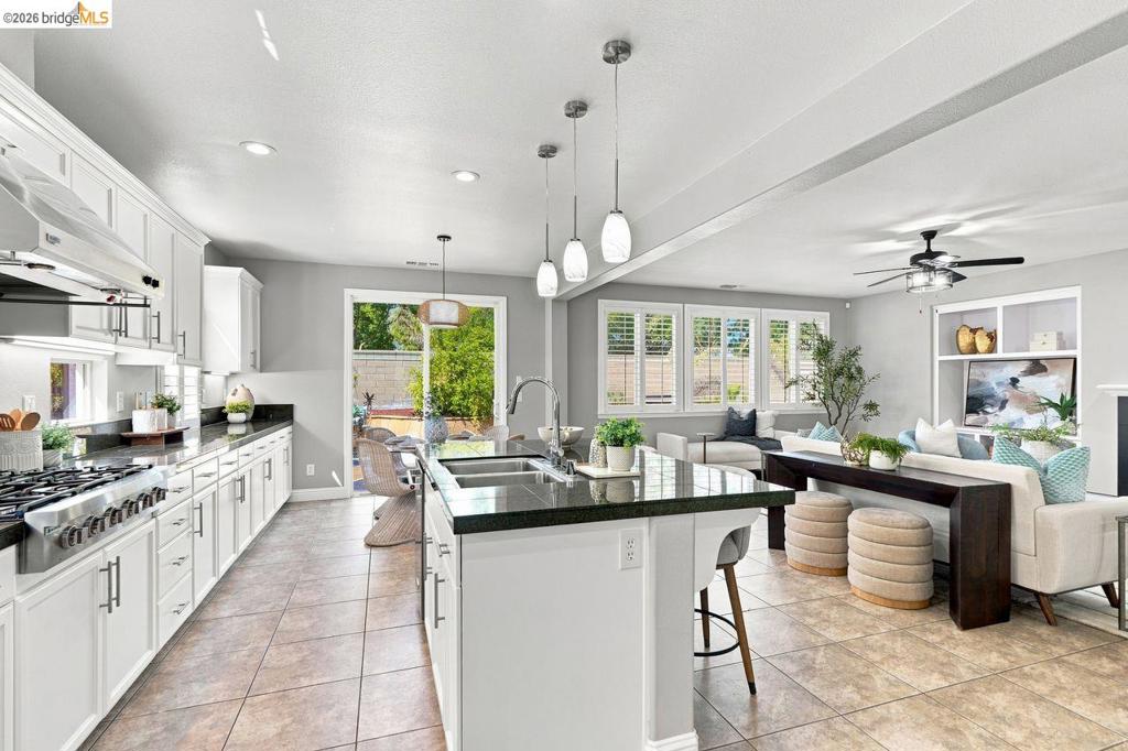 5671 Arcadia Cir