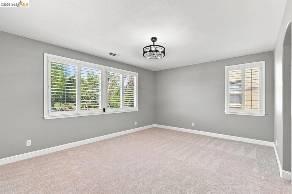 5671 Arcadia Cir