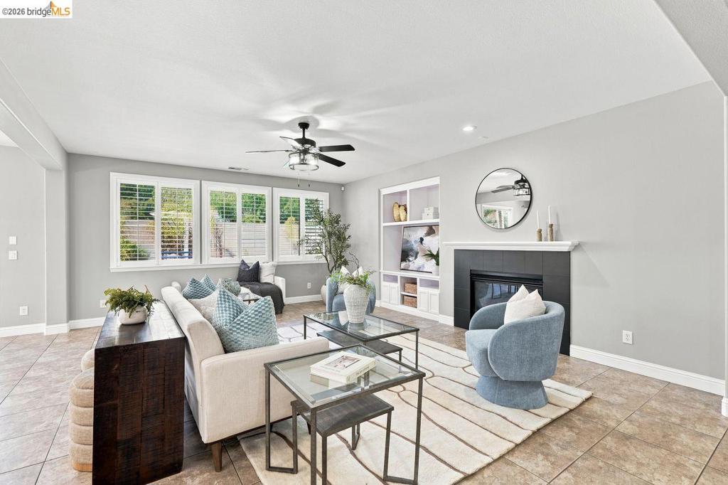 5671 Arcadia Cir