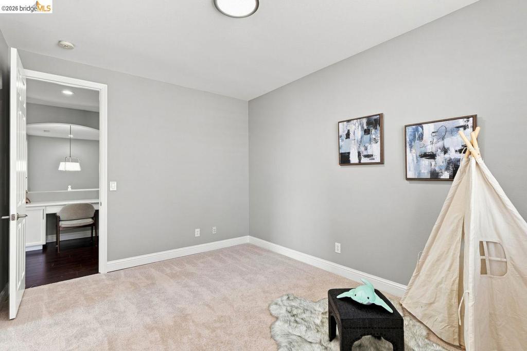5671 Arcadia Cir