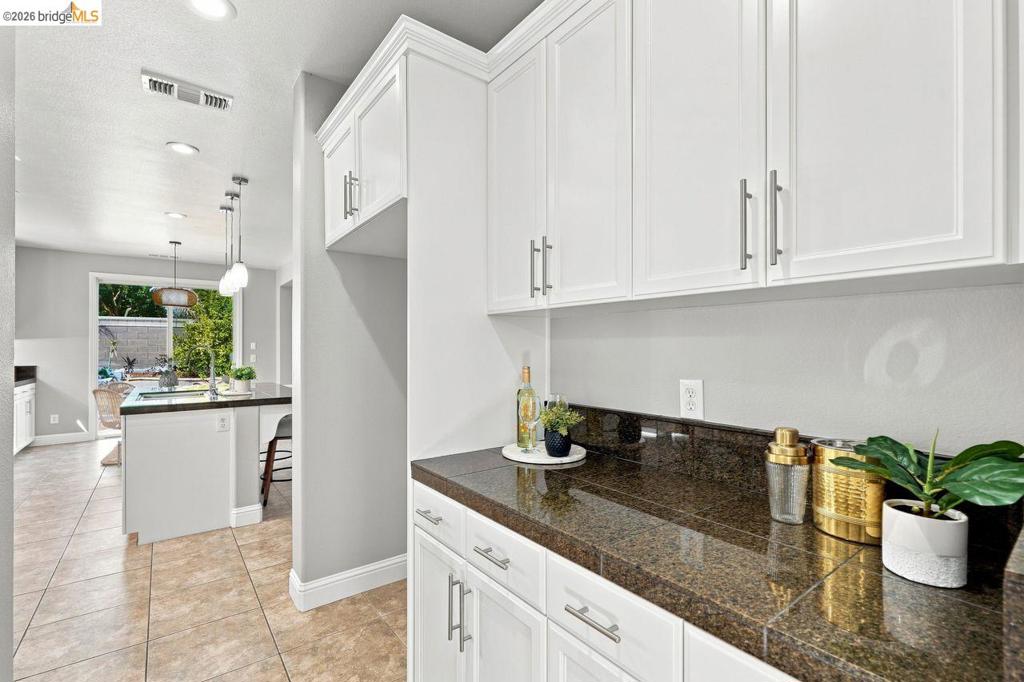 5671 Arcadia Cir