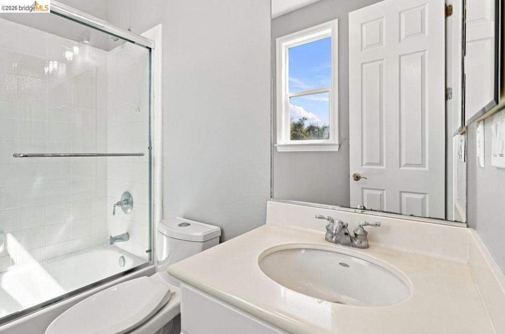 5671 Arcadia Cir