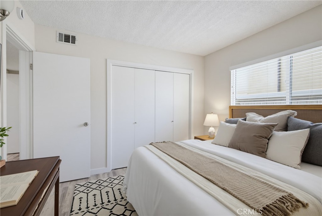 2322 Pullman