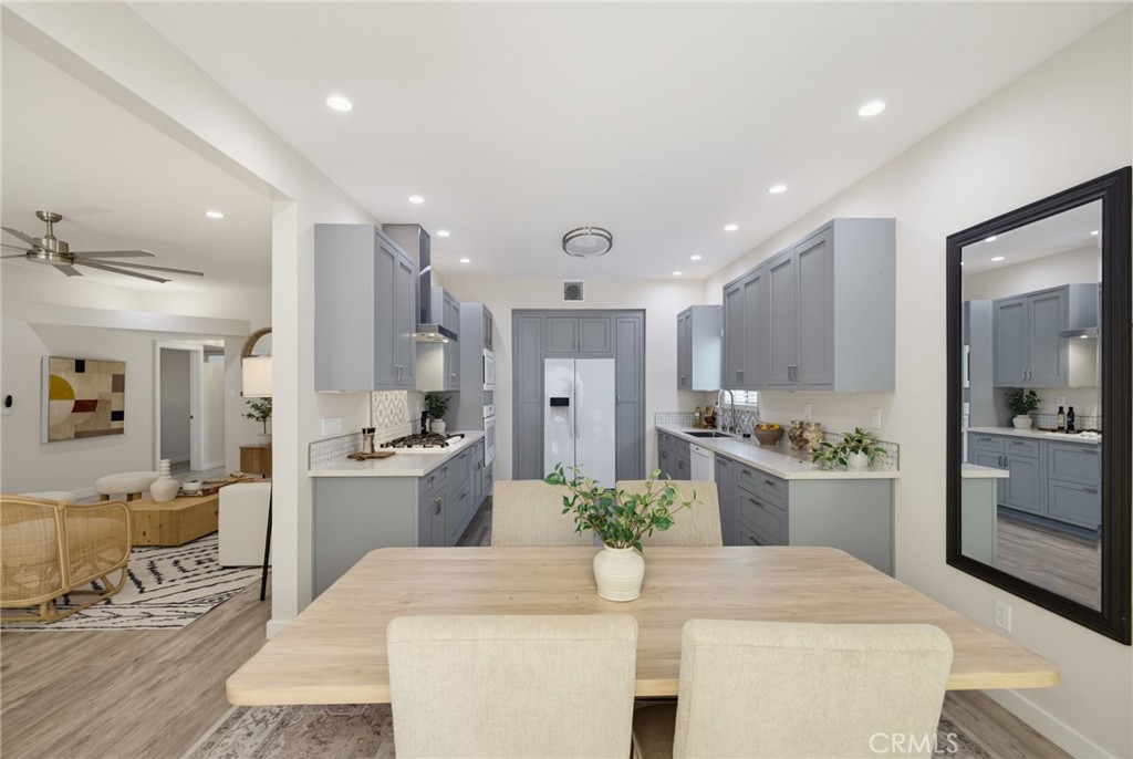 2322 Pullman