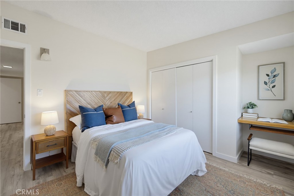 2322 Pullman