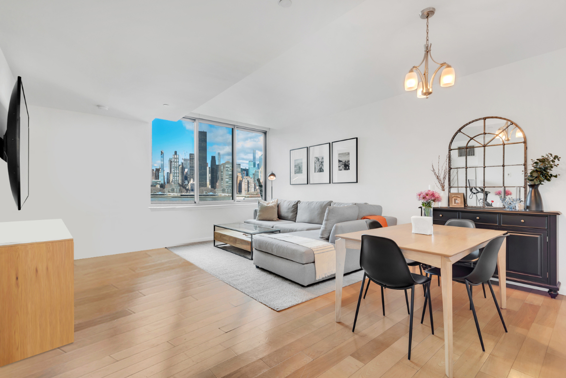 46-30 CENTER Boulevard 510