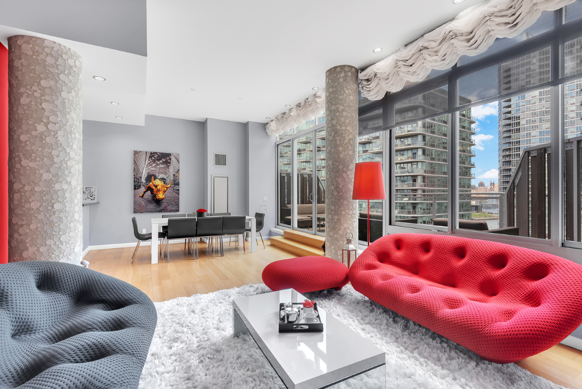 46-30 CENTER Boulevard PH2