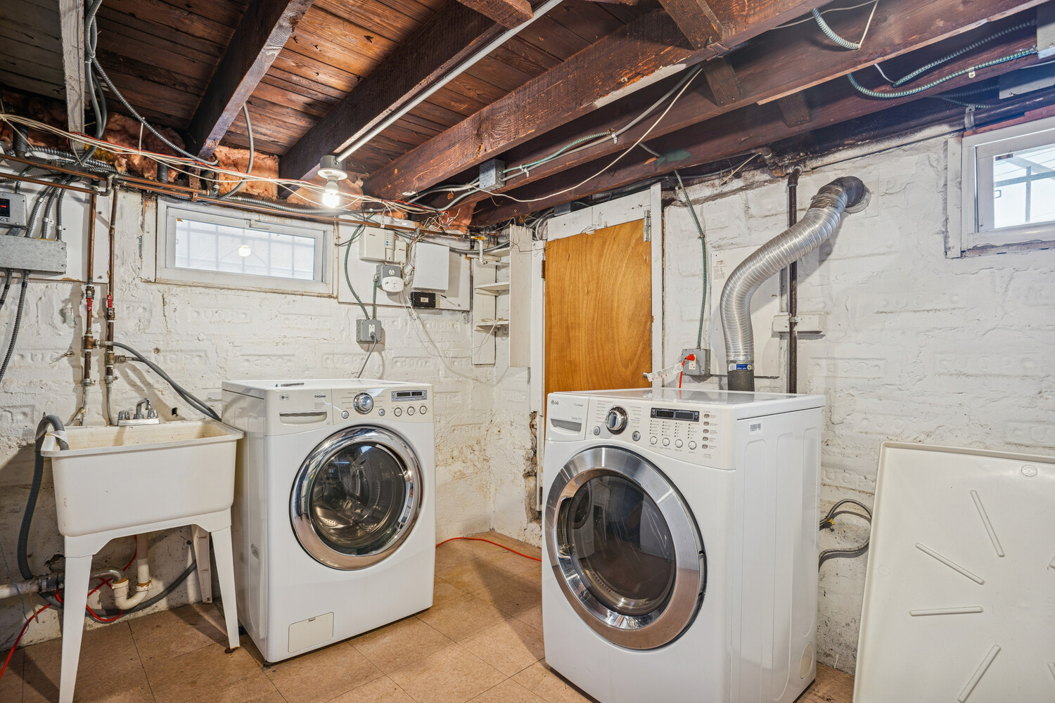 2320 PLUMB 2ND Street