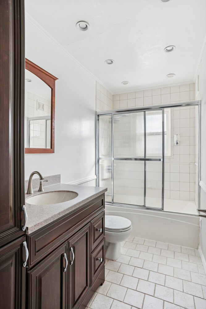 2320 PLUMB 2ND Street