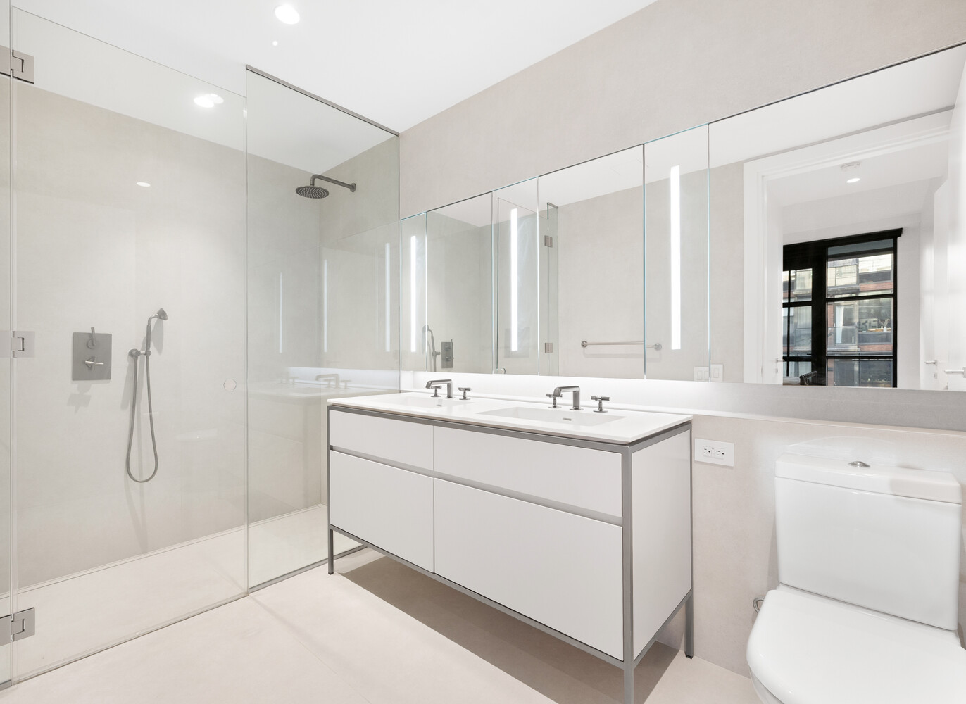 215 N 10TH Street 4D