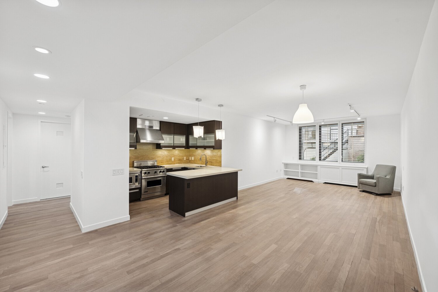 50 W 15TH Street 2D
