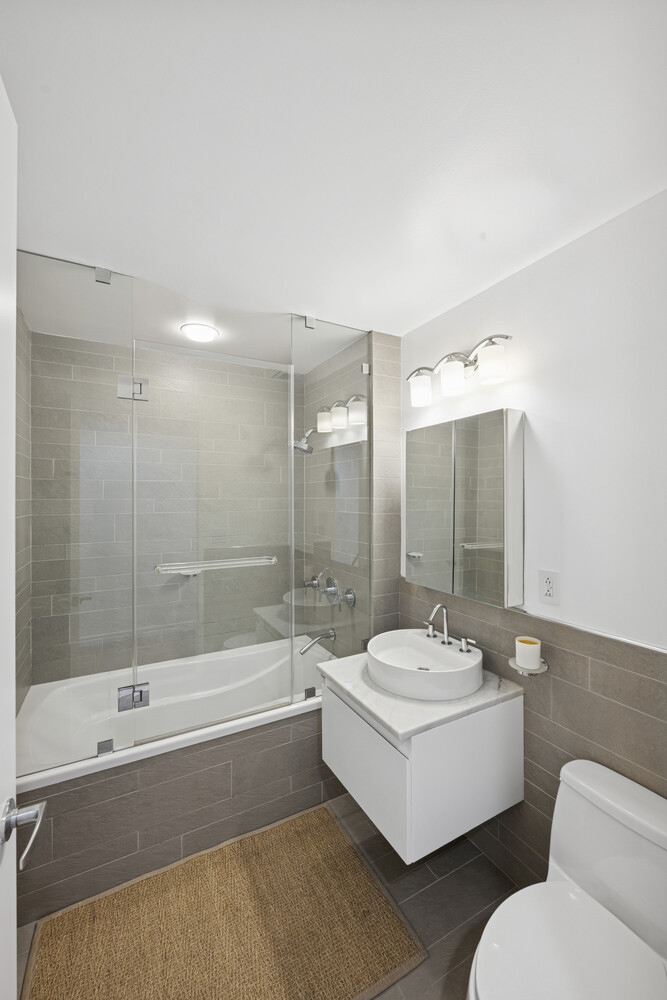 50 W 15TH Street 2D