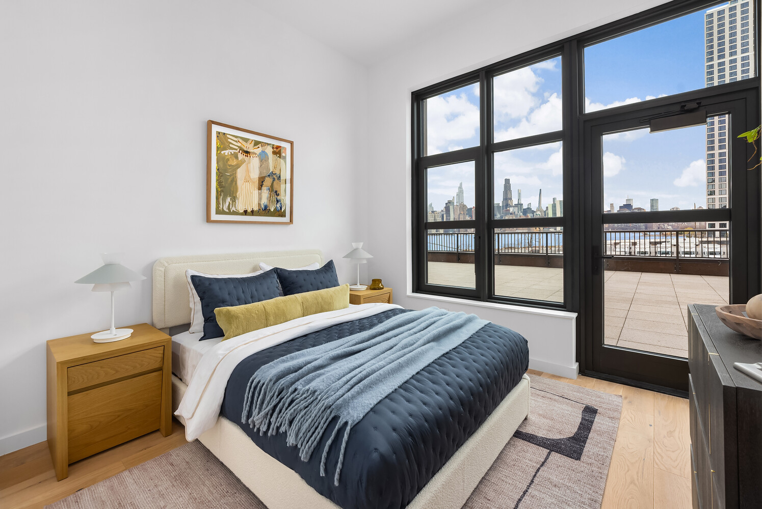 29 HURON Street 2AW