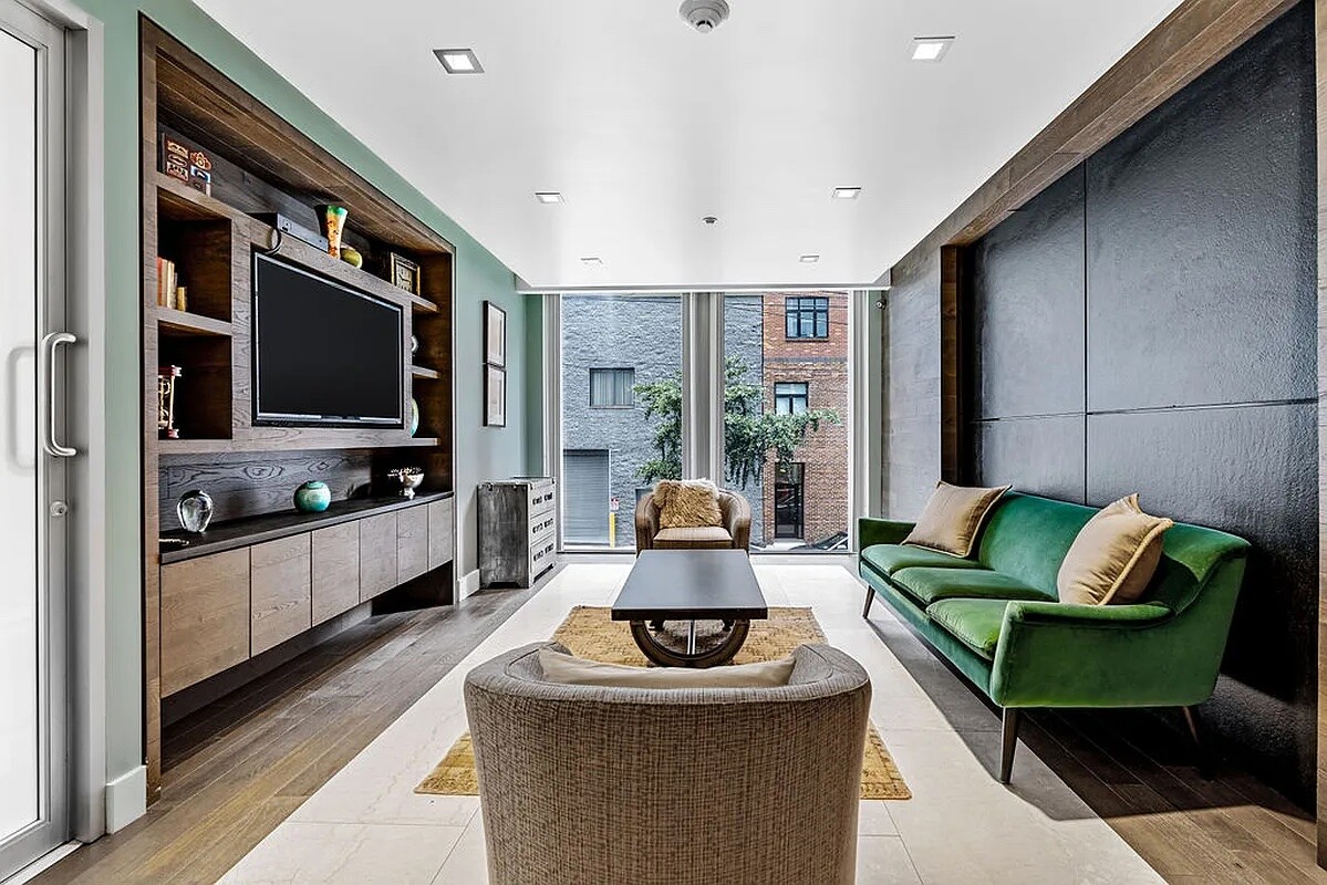 44-15 PURVES Street 11B