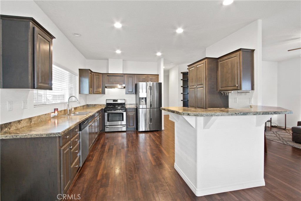 2139 E 4th Street 196