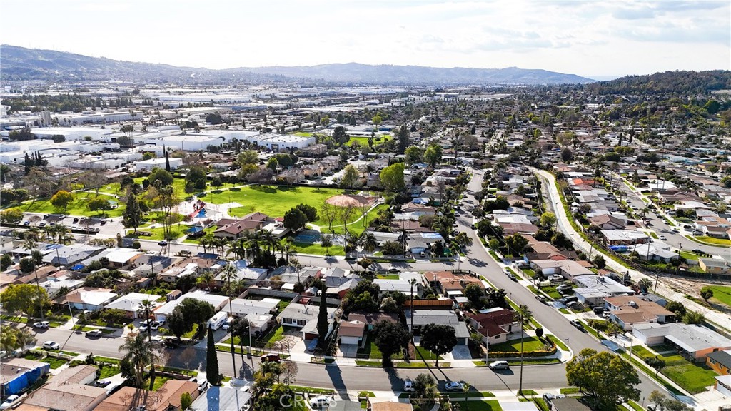 411 Whiteford Avenue