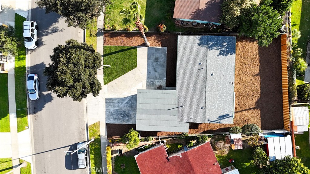 411 Whiteford Avenue