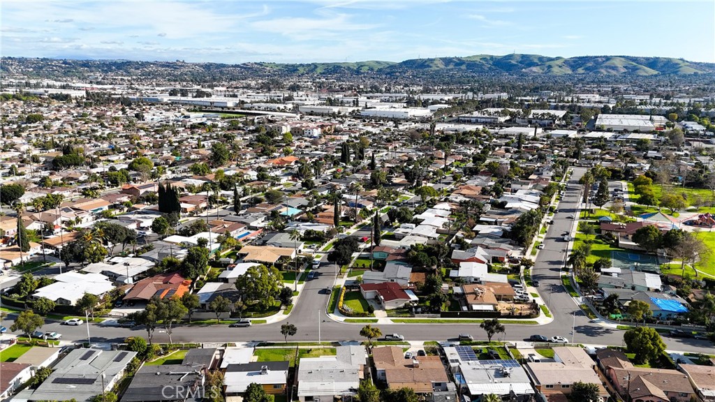 411 Whiteford Avenue