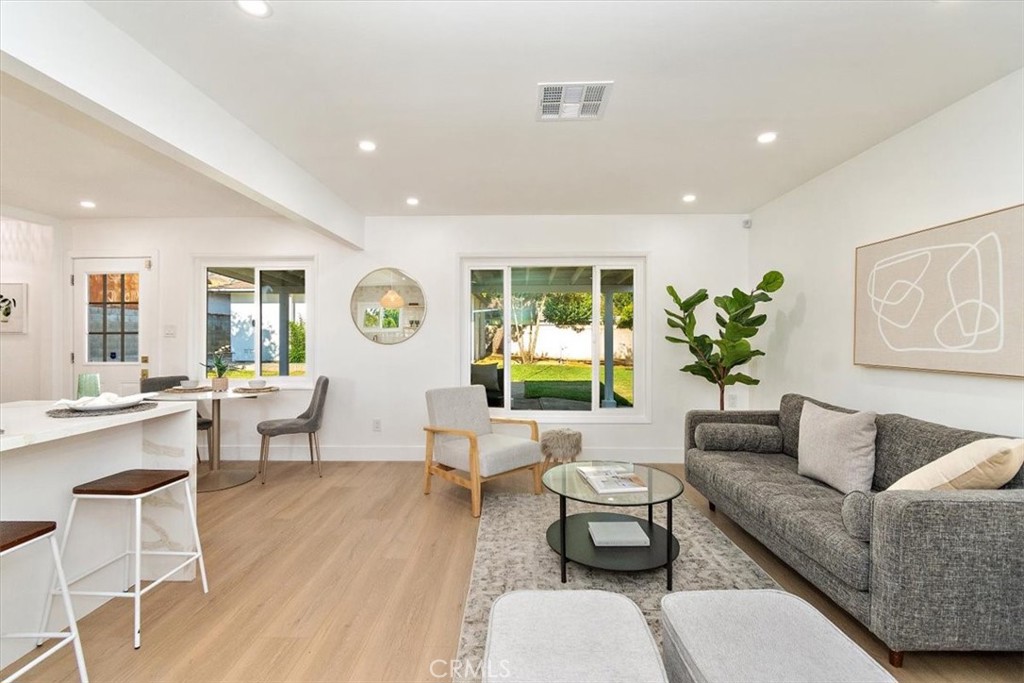 146 S Loraine Avenue