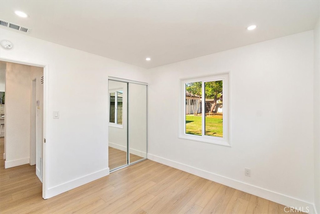 146 S Loraine Avenue